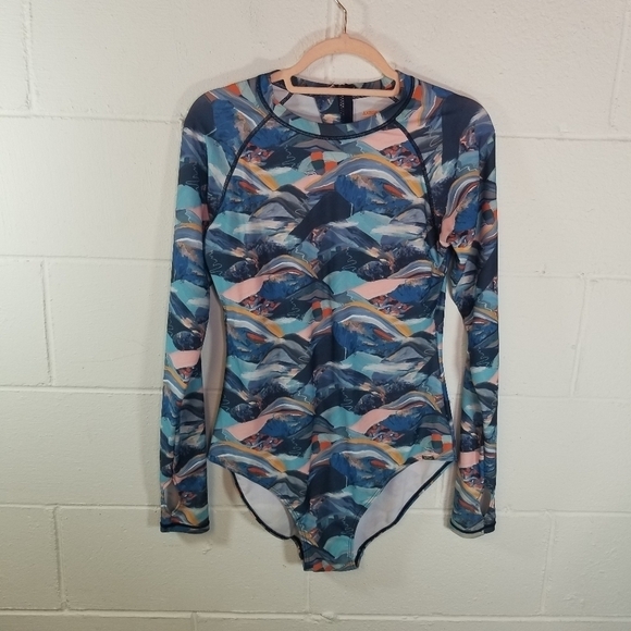 Axesea printed long sleeve rashguard swimsuit - Picture 4 of 10